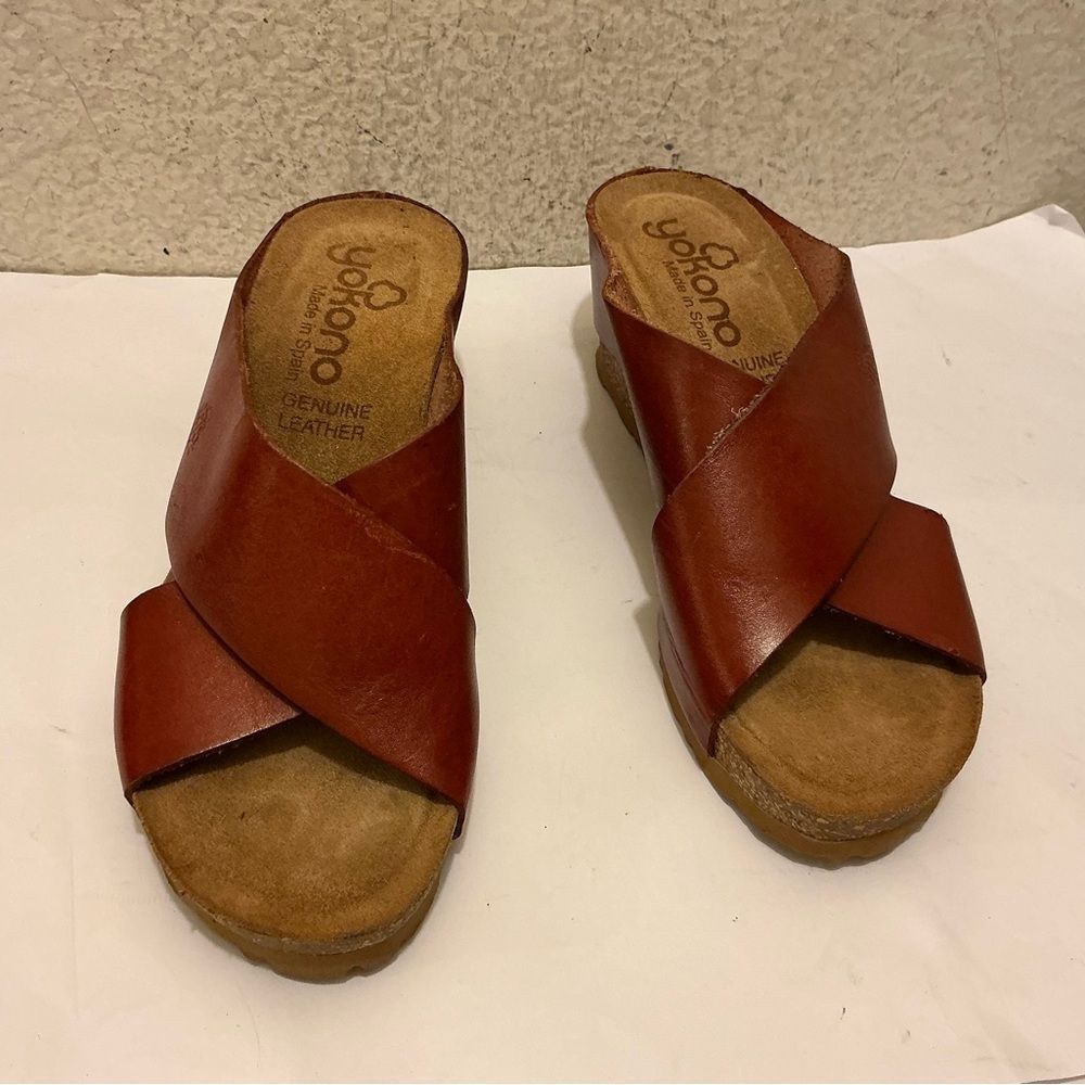 Yonon Women's Genuine Leather Mules - Brown